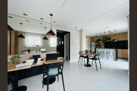 Apartamento para alugar com 43m², 2 quartos e 1 vaga Apartamento para alugar com 43m², 2 quartos e 1 vagaSalão de Festas
