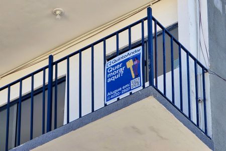 Apartamento para alugar com 40m², 2 quartos e sem vagaFachada do Prédio + placa