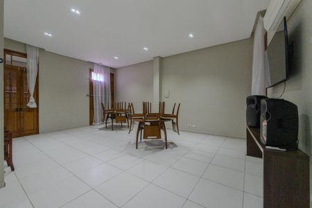 Apartamento para alugar com 53m², 2 quartos e 1 vagaÁrea comum - Salão de festas