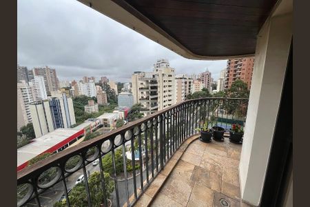Apartamento à venda com 196m², 3 quartos e 3 vagasVaranda da Sala
