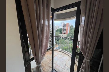 Apartamento à venda com 196m², 3 quartos e 3 vagasVista da Suíte