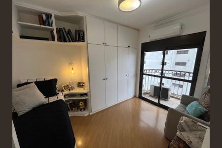 Apartamento à venda com 196m², 3 quartos e 3 vagasQuarto 