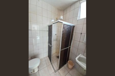Banheiro de apartamento para alugar com 1 quarto, 22m² em Itararé, São Vicente
