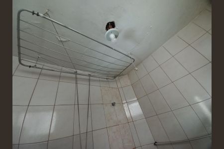 Banheiro de apartamento para alugar com 1 quarto, 22m² em Itararé, São Vicente
