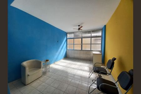 Sala living de apartamento para alugar com 1 quarto, 22m² em Itararé, São Vicente