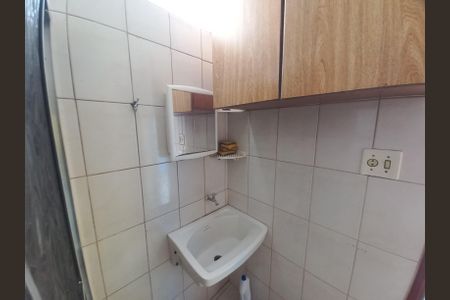 Banheiro de apartamento para alugar com 1 quarto, 22m² em Itararé, São Vicente