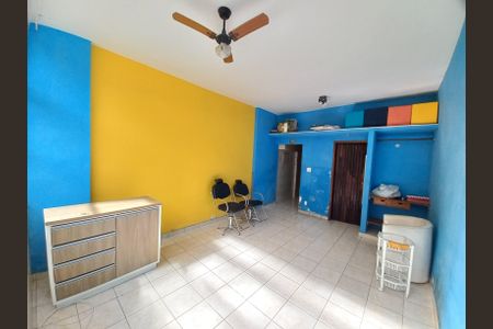 Sala living de apartamento para alugar com 1 quarto, 22m² em Itararé, São Vicente