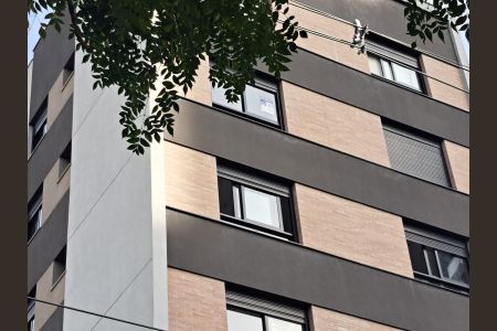 Apartamento para alugar com 56m², 2 quartos e 2 vagas Apartamento para alugar com 56m², 2 quartos e 2 vagasAdesivo na Janela