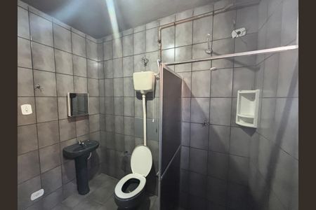 Casa para alugar com 80m², 2 quartos e 2 vagasBanheiro