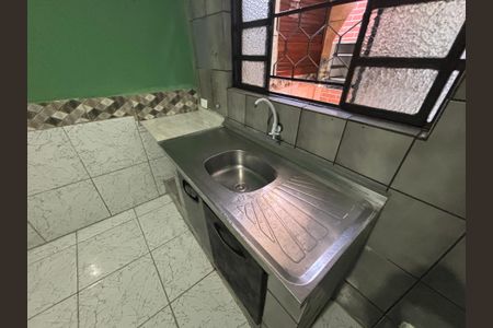 Casa para alugar com 80m², 2 quartos e 2 vagasCozinha