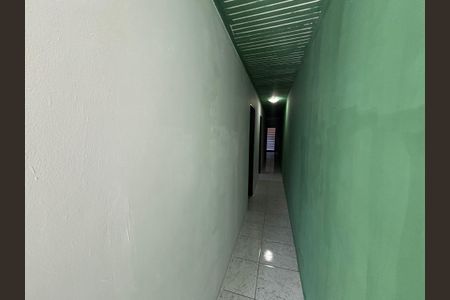 Corredor de casa para alugar com 2 quartos, 80m² em Vila Silvia, São Paulo
