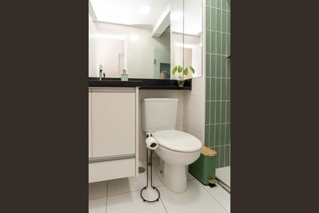 Apartamento à venda com 70m², 3 quartos e 1 vaga Apartamento à venda com 70m², 3 quartos e 1 vagaBanheiro