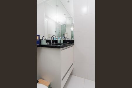 Apartamento à venda com 70m², 3 quartos e 1 vaga Apartamento à venda com 70m², 3 quartos e 1 vagaBanheiro da Suíte