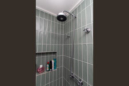 Apartamento à venda com 70m², 3 quartos e 1 vaga Apartamento à venda com 70m², 3 quartos e 1 vagaBanheiro da Suíte