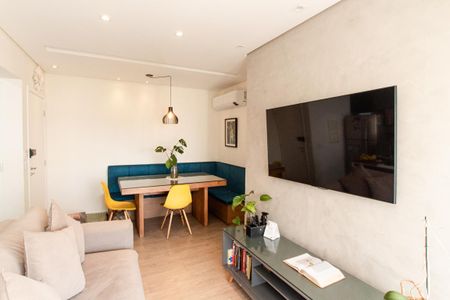 Sala de apartamento à venda com 3 quartos, 70m² em Jardim Leonor Mendes de Barros, São Paulo