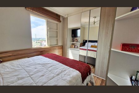 Quarto de apartamento à venda com 2 quartos, 64m² em Jardim Lallo, São Paulo