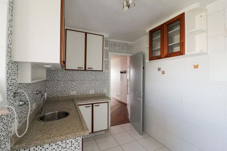 Apartamento à venda com 81m², 3 quartos e 1 vaga Apartamento à venda com 81m², 3 quartos e 1 vagaCozinha e Área de Serviço/Banheiro de serviço