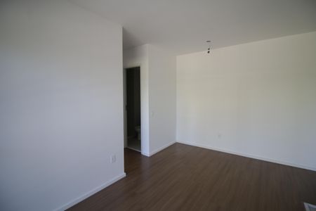 Apartamento para alugar com 65m², 2 quartos e 1 vagaSala