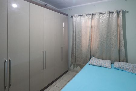 Casa à venda com 120m², 6 quartos e 1 vaga Casa à venda com 120m², 6 quartos e 1 vagaQuarto casa 1