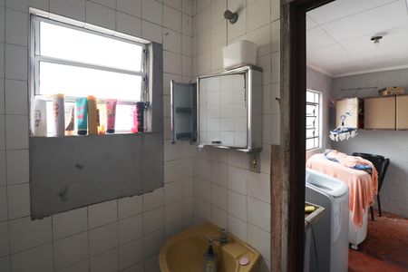 Casa à venda com 120m², 6 quartos e 1 vaga Casa à venda com 120m², 6 quartos e 1 vagaBanheiro casa 2