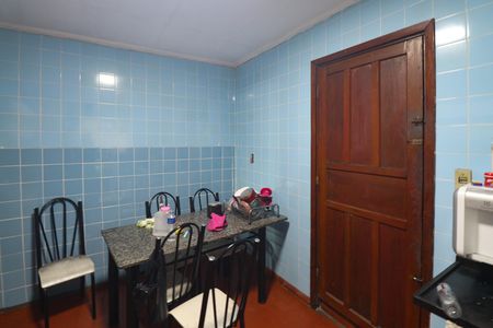Casa à venda com 120m², 6 quartos e 1 vaga Casa à venda com 120m², 6 quartos e 1 vagaCozinha casa 2
