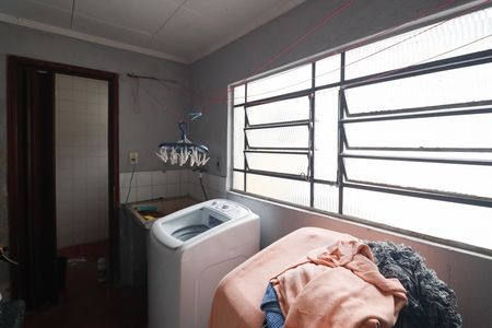 Casa à venda com 120m², 6 quartos e 1 vaga Casa à venda com 120m², 6 quartos e 1 vagaÁrea de Serviço casa 2