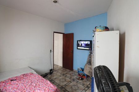 Casa à venda com 120m², 6 quartos e 1 vaga Casa à venda com 120m², 6 quartos e 1 vagaQuarto casa 4