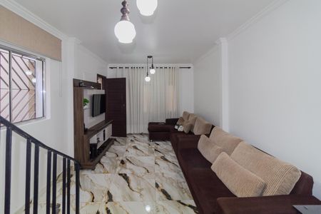Casa para alugar com 280m², 4 quartos e 2 vagasSala