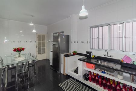 Casa para alugar com 280m², 4 quartos e 2 vagasCozinha