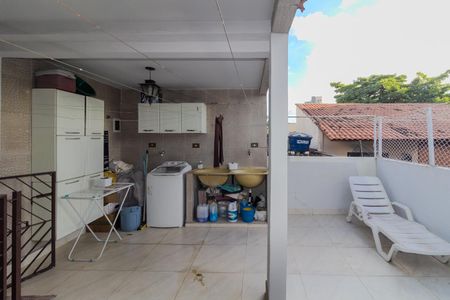 Casa para alugar com 280m², 4 quartos e 2 vagasÁrea de Serviço