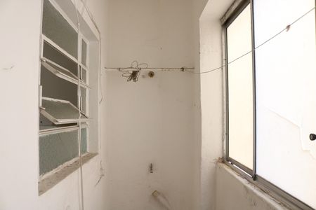Apartamento à venda com 52m², 2 quartos e sem vagaCozinha e Área de Serviço