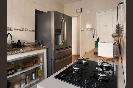 Apartamento à venda com 100m², 2 quartos e sem vaga Apartamento à venda com 100m², 2 quartos e sem vagaCozinha