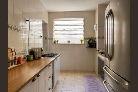 Apartamento à venda com 100m², 2 quartos e sem vaga Apartamento à venda com 100m², 2 quartos e sem vagaCozinha