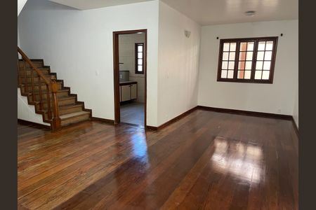 Casa de Condomínio para alugar com 5 quartos, 460m² em Barra da Tijuca, Rio de Janeiro