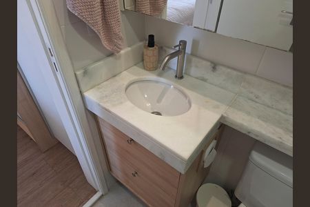 Apartamento à venda com 57m², 2 quartos e 2 vagasBanheiro Quarto 1