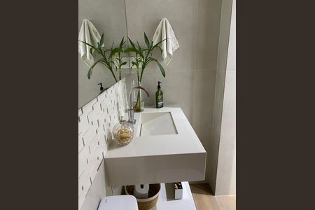 Apartamento à venda com 84m², 2 quartos e 1 vaga Apartamento à venda com 84m², 2 quartos e 1 vagaBanheiro