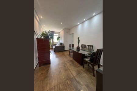 Apartamento à venda com 75m², 2 quartos e 2 vagas Apartamento à venda com 75m², 2 quartos e 2 vagasSala