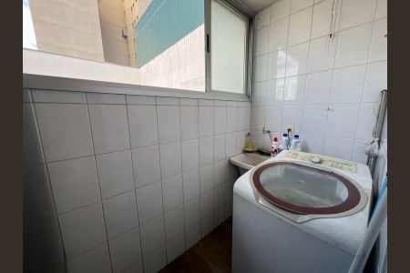 Apartamento à venda com 75m², 2 quartos e 2 vagas Apartamento à venda com 75m², 2 quartos e 2 vagasÁrea de serviço