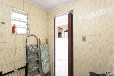 Casa à venda com 60m², 2 quartos e 2 vagasBanheiro 2 