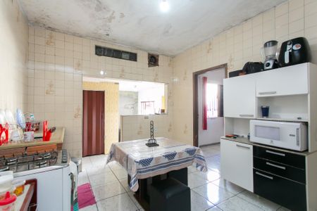 Casa à venda com 60m², 2 quartos e 2 vagasCozinha 1 