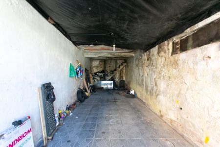 Casa à venda com 60m², 2 quartos e 2 vagasGaragem 