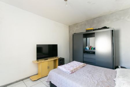 Casa à venda com 60m², 2 quartos e 2 vagasQuarto 1 