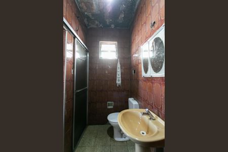 Casa à venda com 60m², 2 quartos e 2 vagasBanheiro 1 