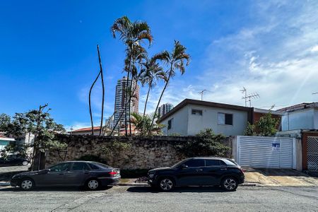 Casa à venda com 250m², 3 quartos e 2 vagasFachada