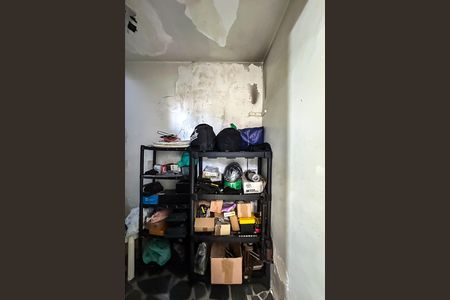 Casa à venda com 250m², 3 quartos e 2 vagasDepósito