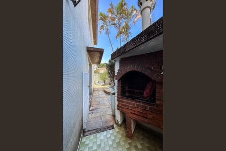 Casa à venda com 250m², 3 quartos e 2 vagasChurrasqueira