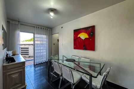 Casa à venda com 250m², 3 quartos e 2 vagasSala de Jantar