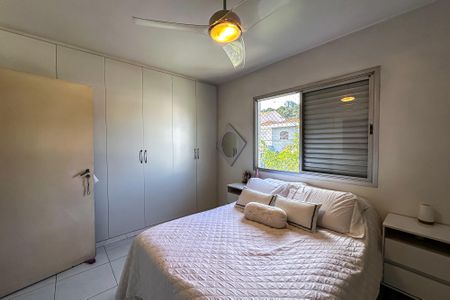 Casa à venda com 250m², 3 quartos e 2 vagasSuíte