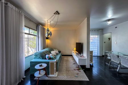 Sala de casa à venda com 3 quartos, 250m² em Jardim Analia Franco, São Paulo
