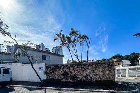 Casa à venda com 250m², 3 quartos e 2 vagasFachada